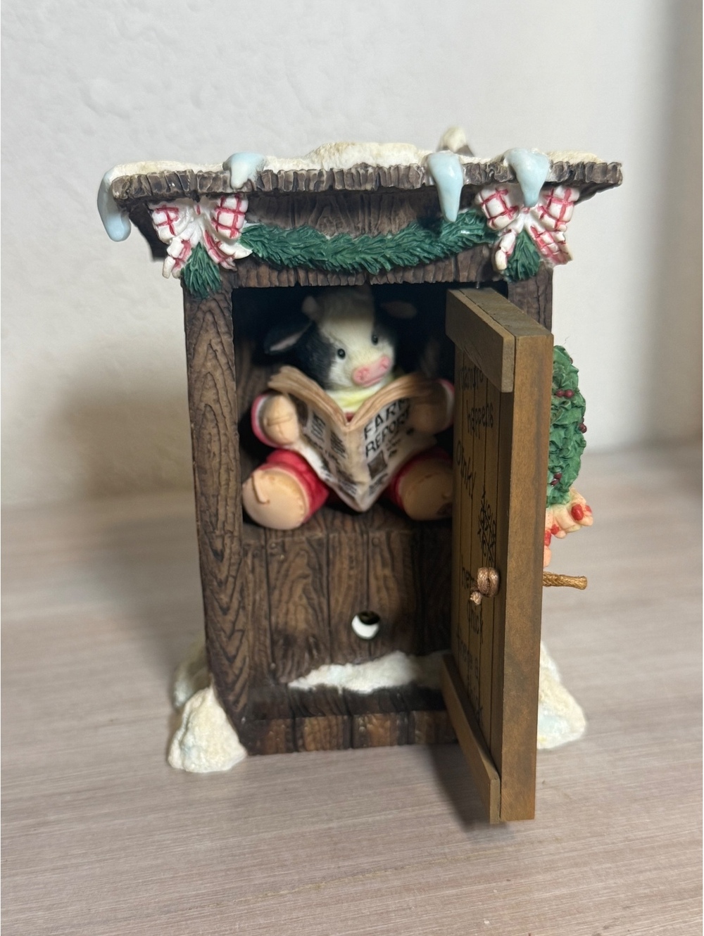 Vintage Marys Moo Moos Christmas Potty Outhouse Cow Figurine Enesco 1997 #274135